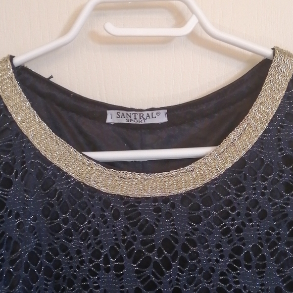 Top - Picture 2 of 7